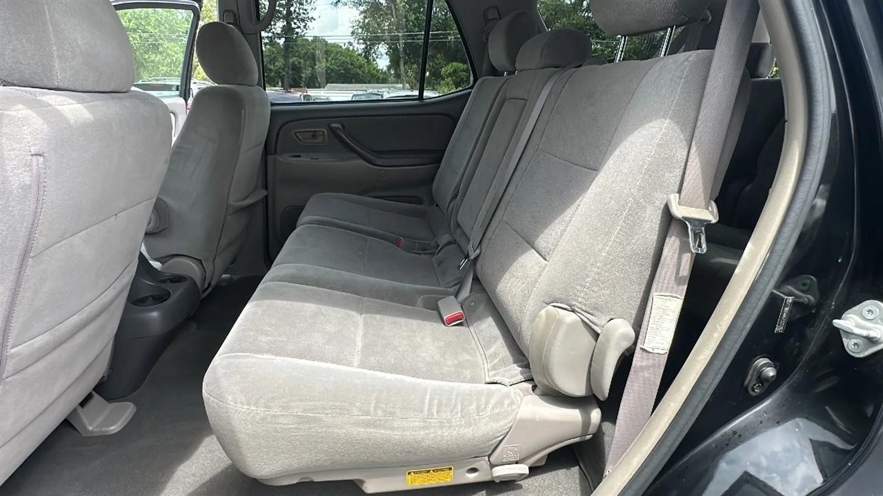 Toyota Sequoia  2006