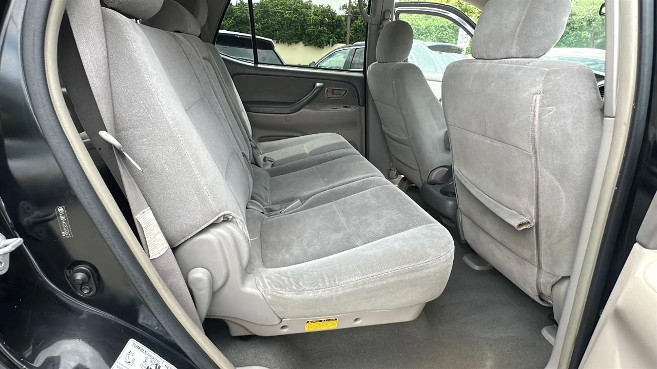 Toyota Sequoia  2006