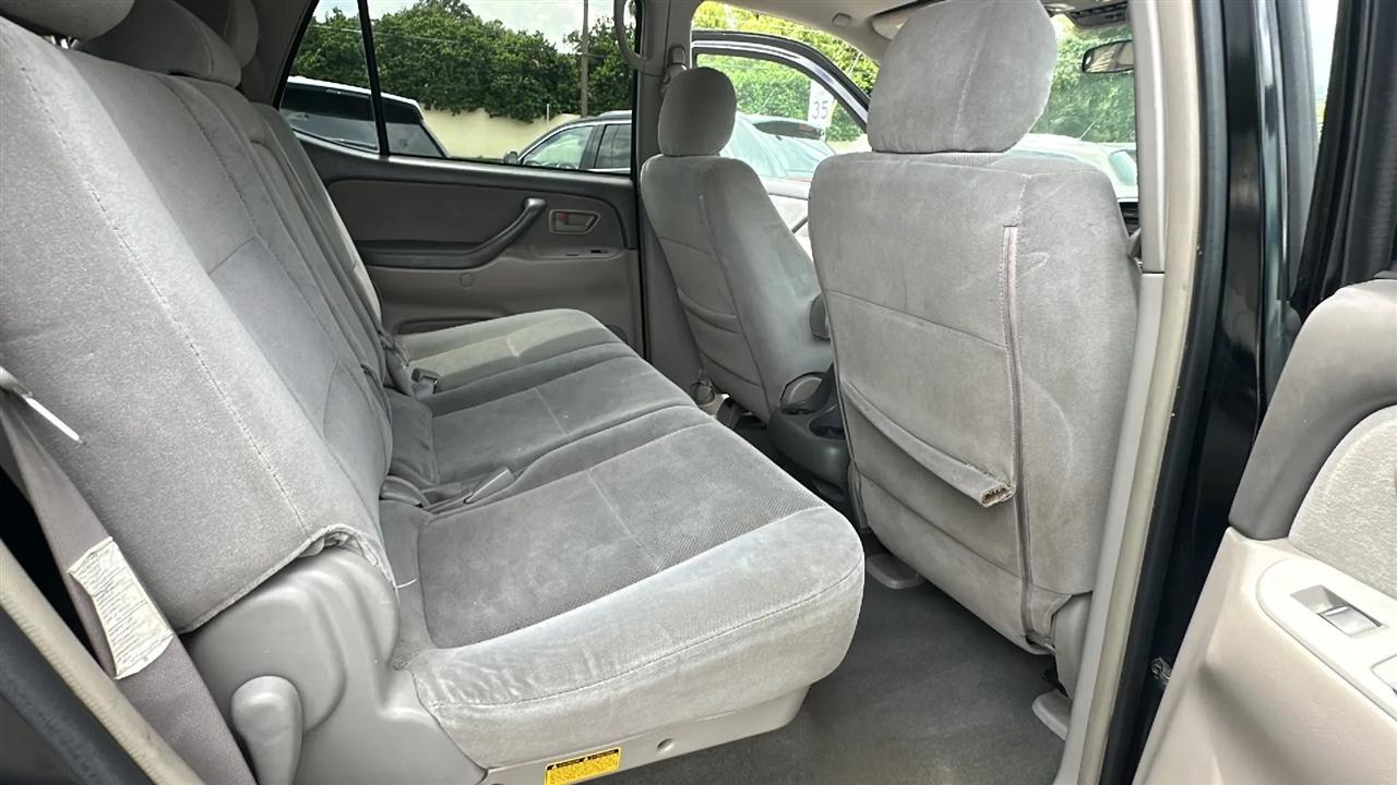 Toyota Sequoia  2006