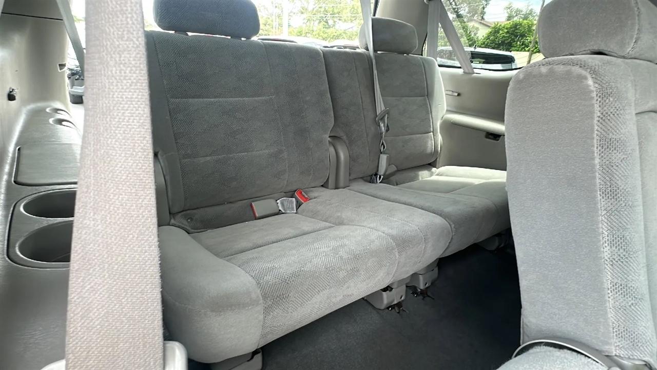 Toyota Sequoia  2006