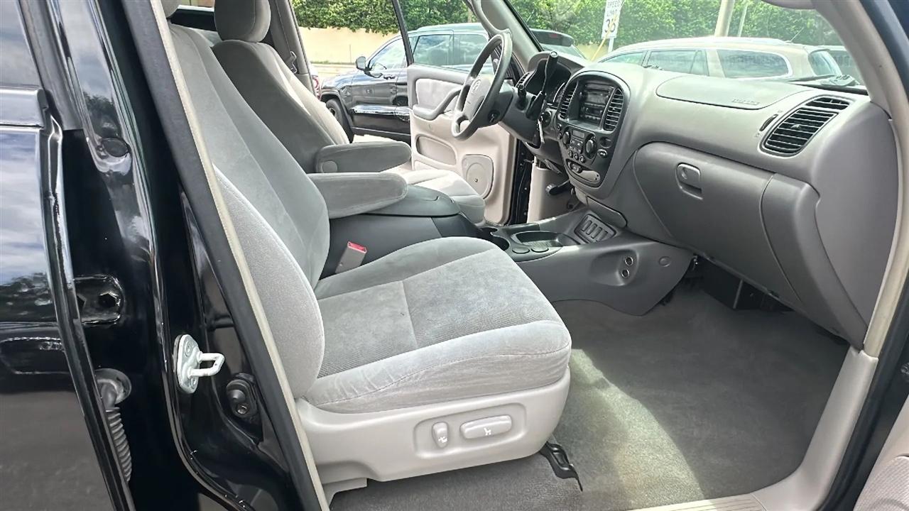 Toyota Sequoia  2006