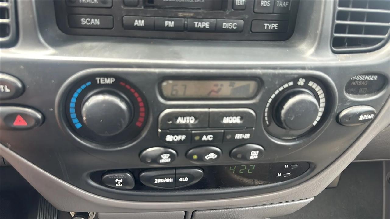 Toyota Sequoia  2006