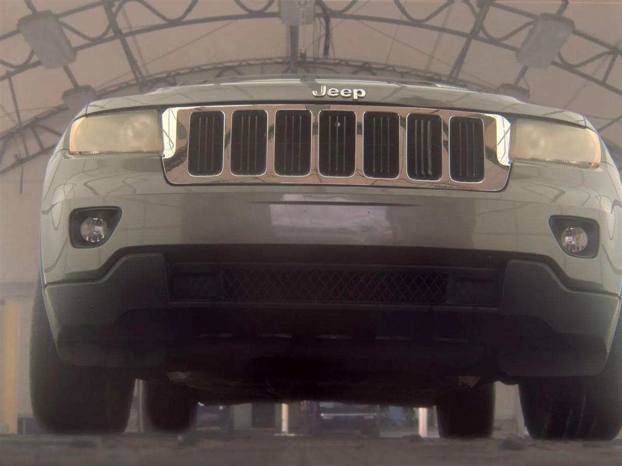 Jeep Grand Cherokee  2013