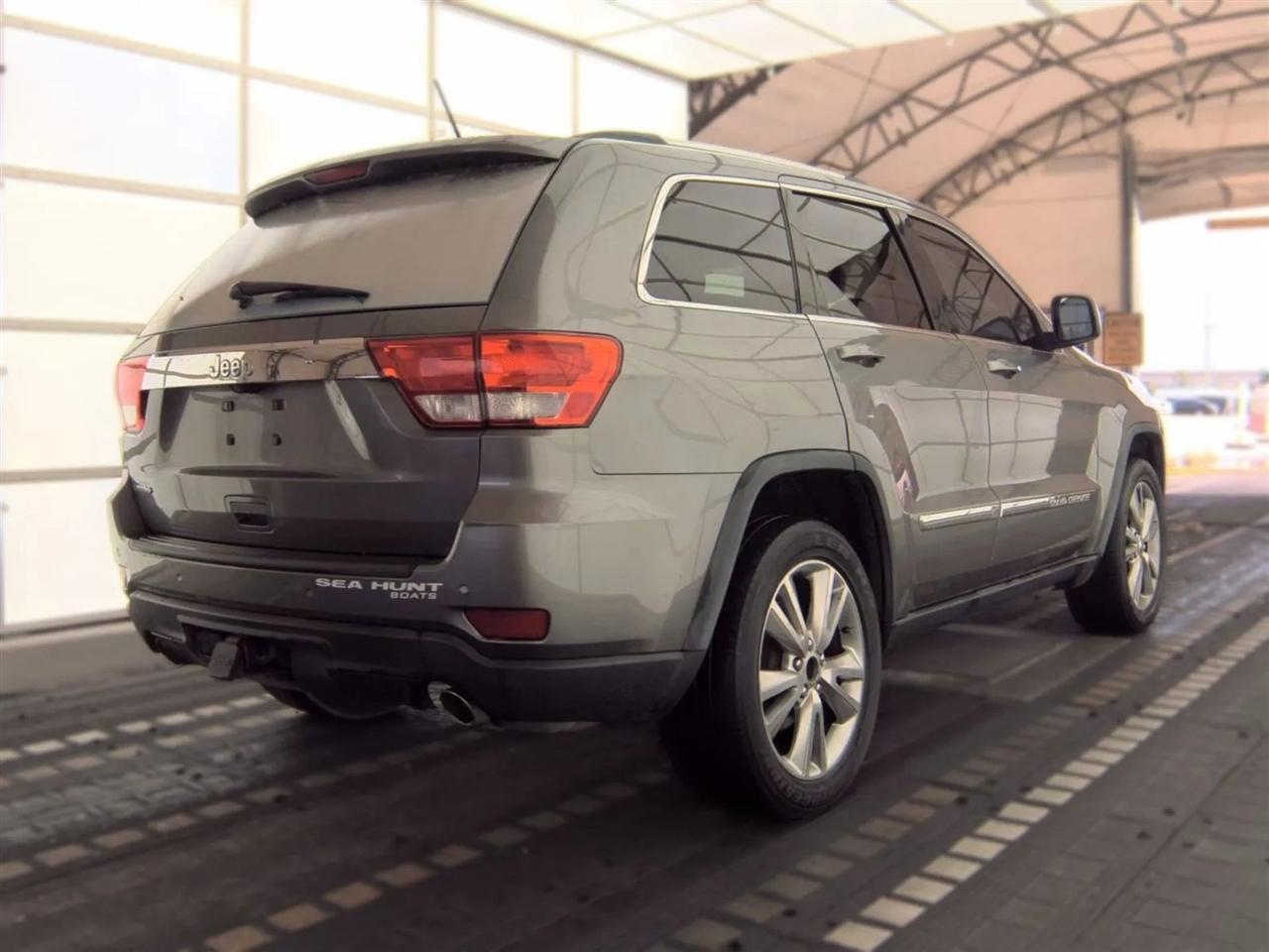 Jeep Grand Cherokee  2013
