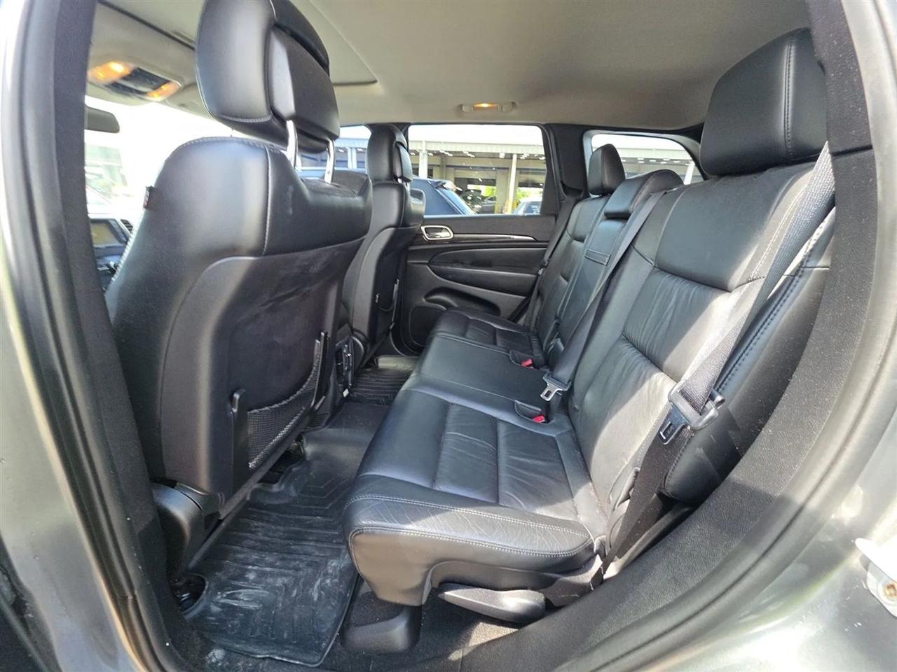 Jeep Grand Cherokee  2013