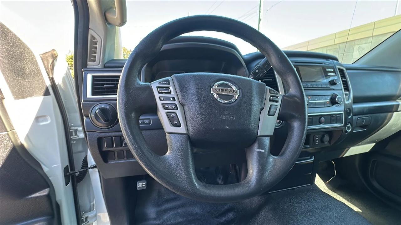Nissan Titan  2017