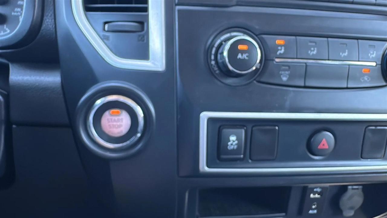 Nissan Titan  2017