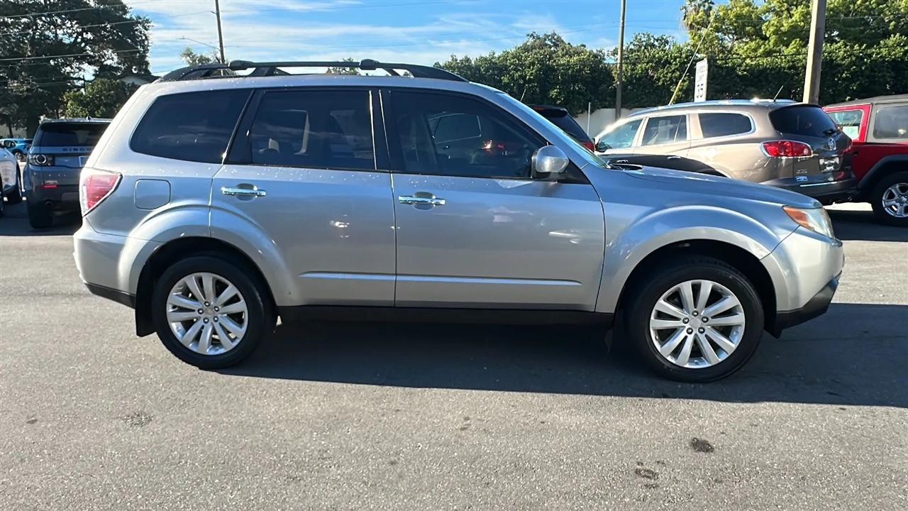 Subaru Forester  2011
