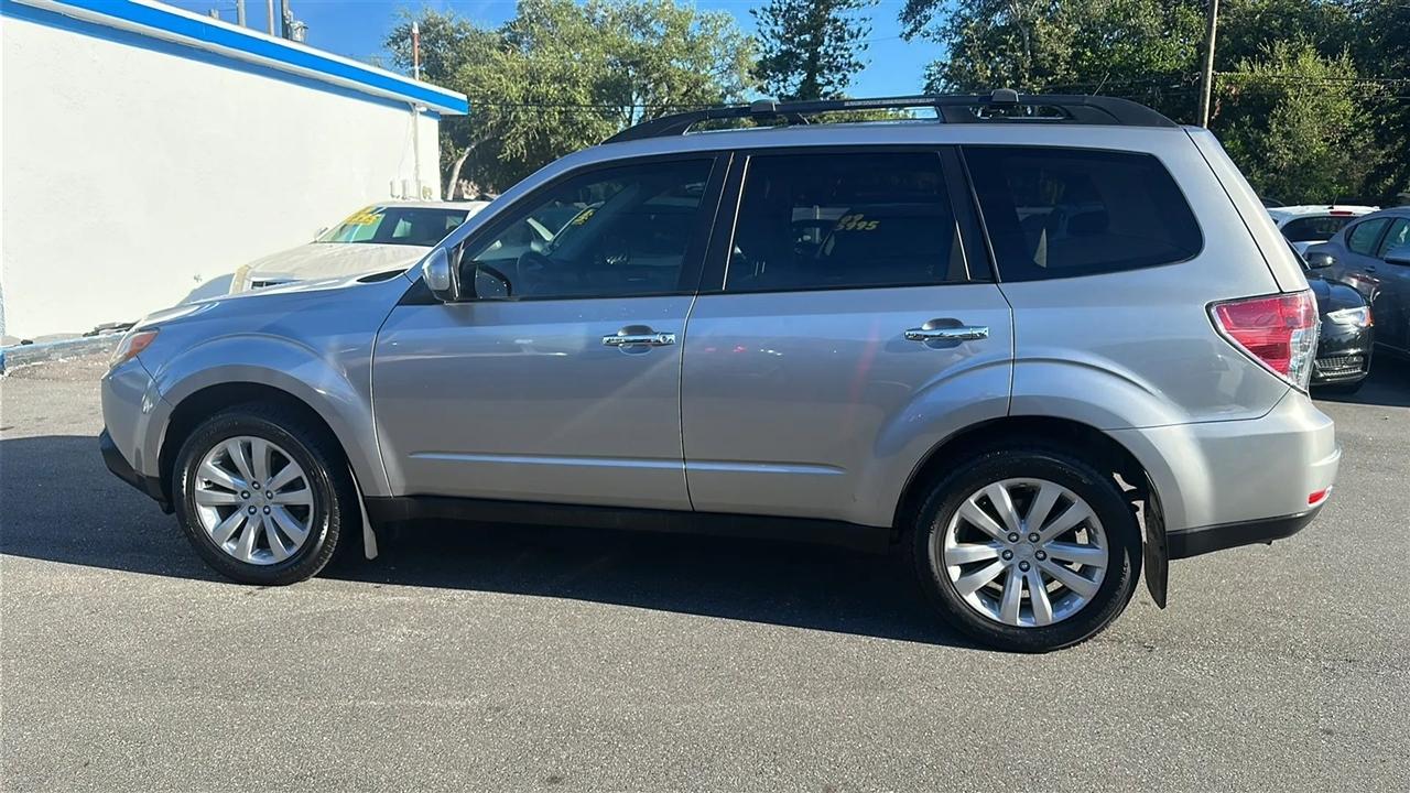 Subaru Forester  2011