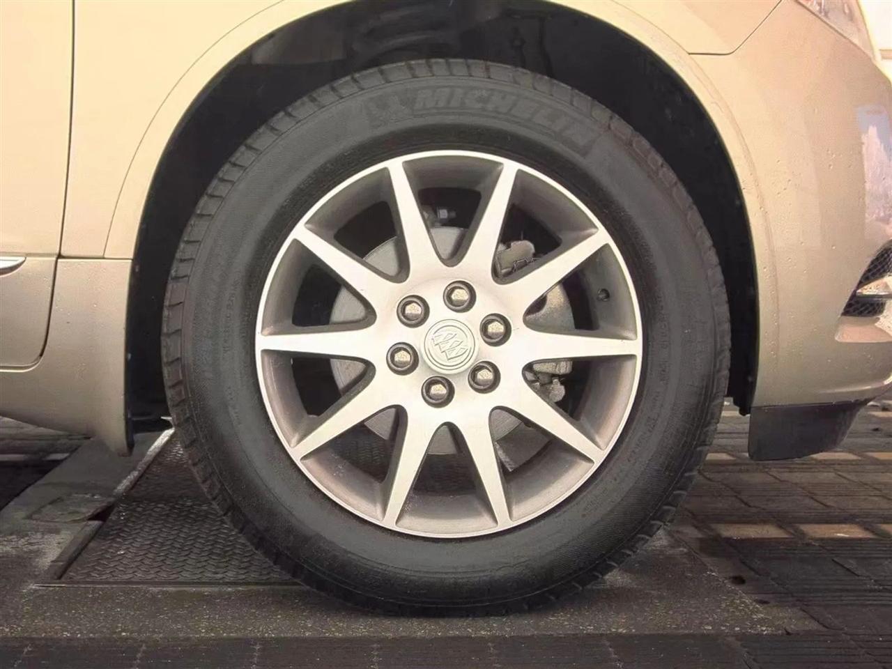 Buick Enclave  2015
