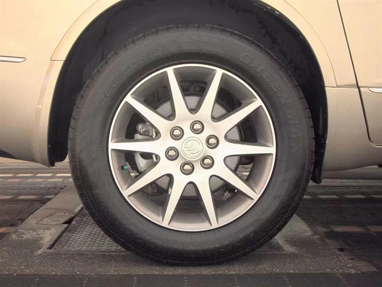 Buick Enclave  2015