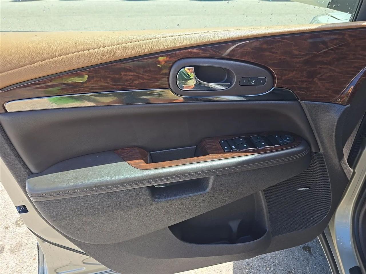 Buick Enclave  2015