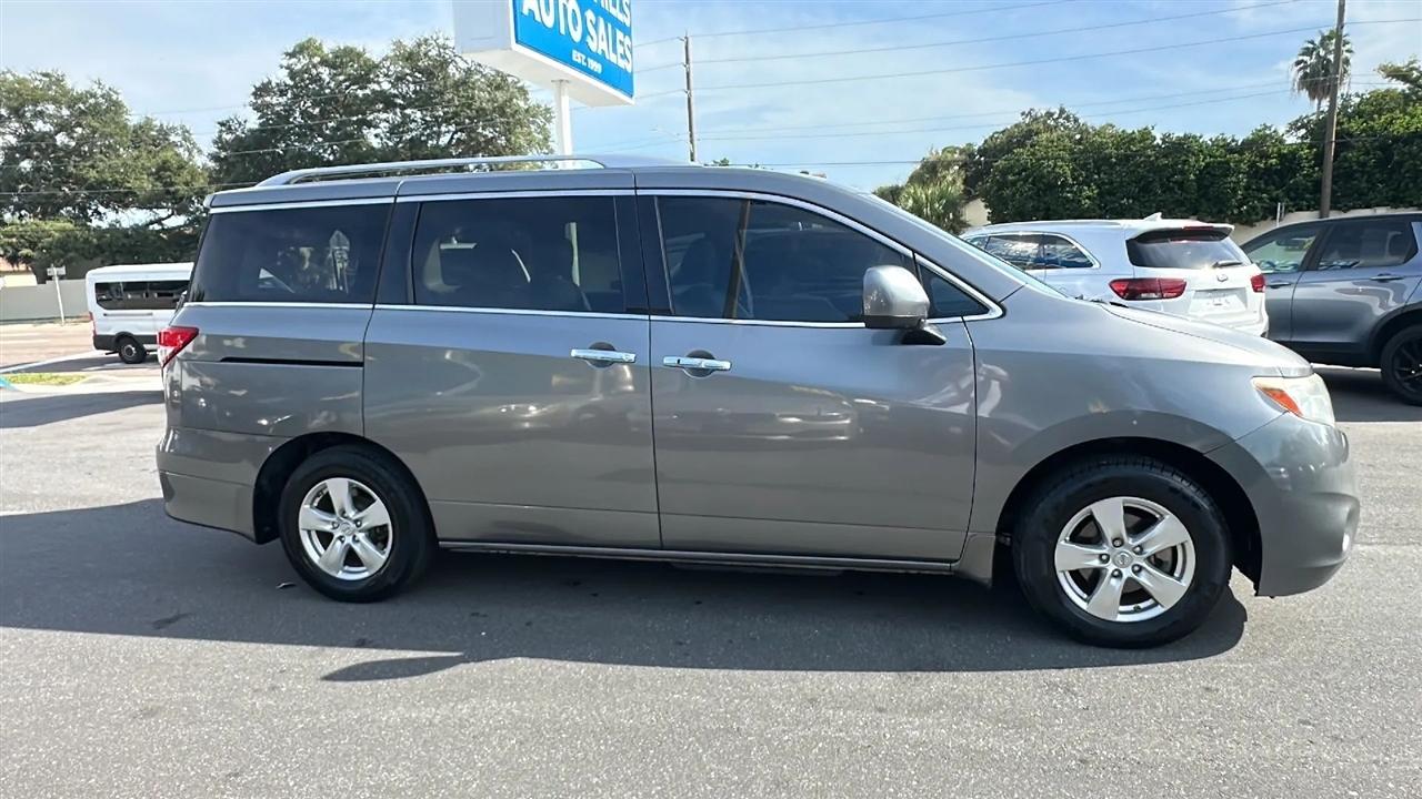 Nissan Quest  2016