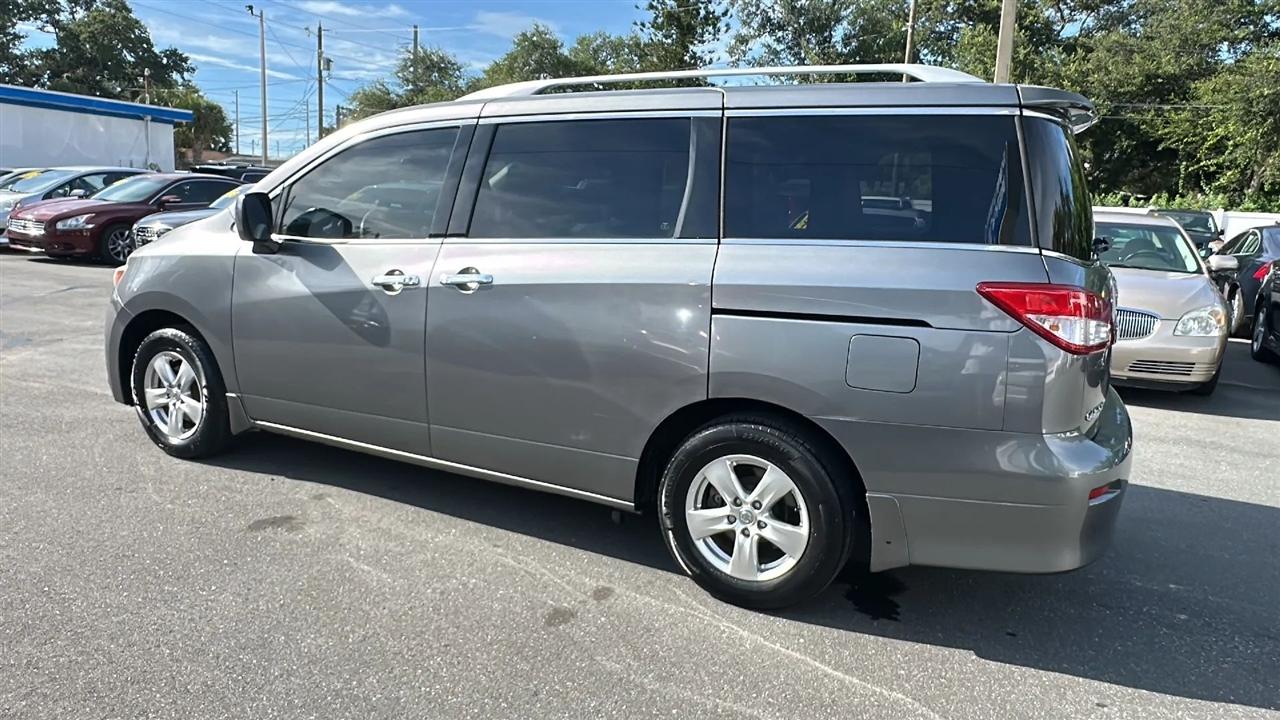 Nissan Quest  2016
