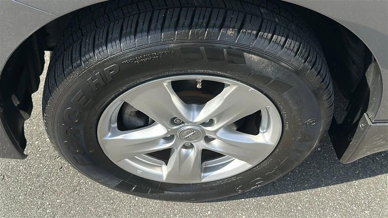 Nissan Quest  2016