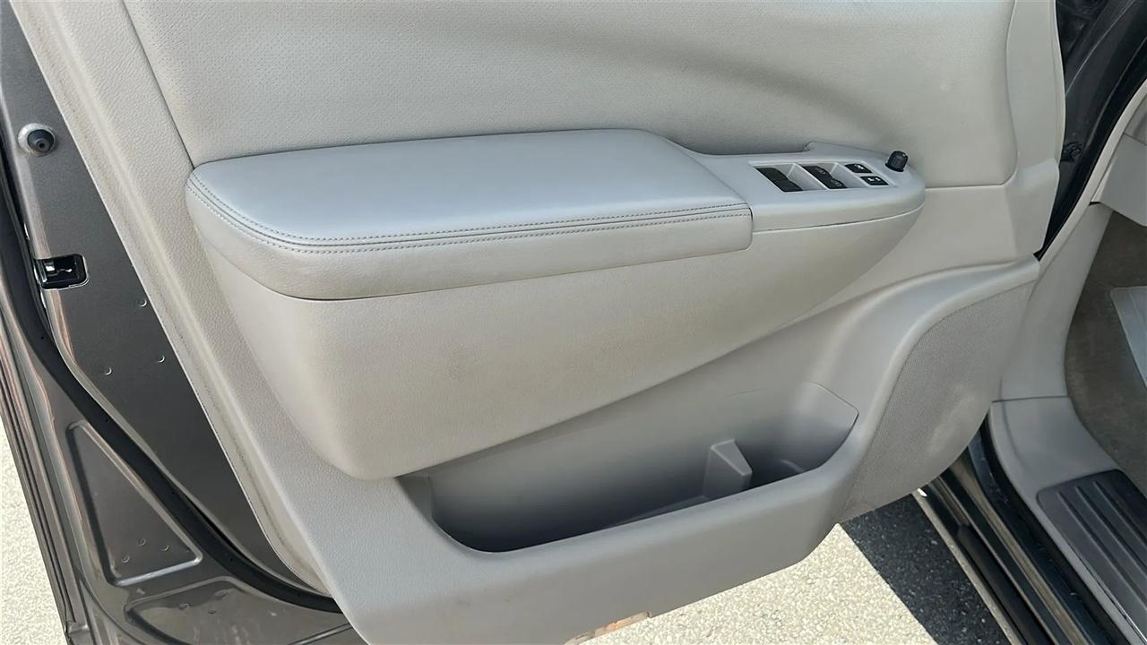 Nissan Quest  2016
