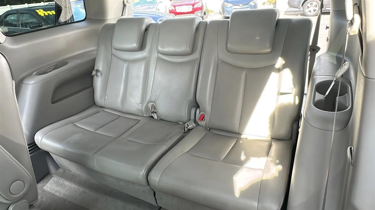 Nissan Quest  2016