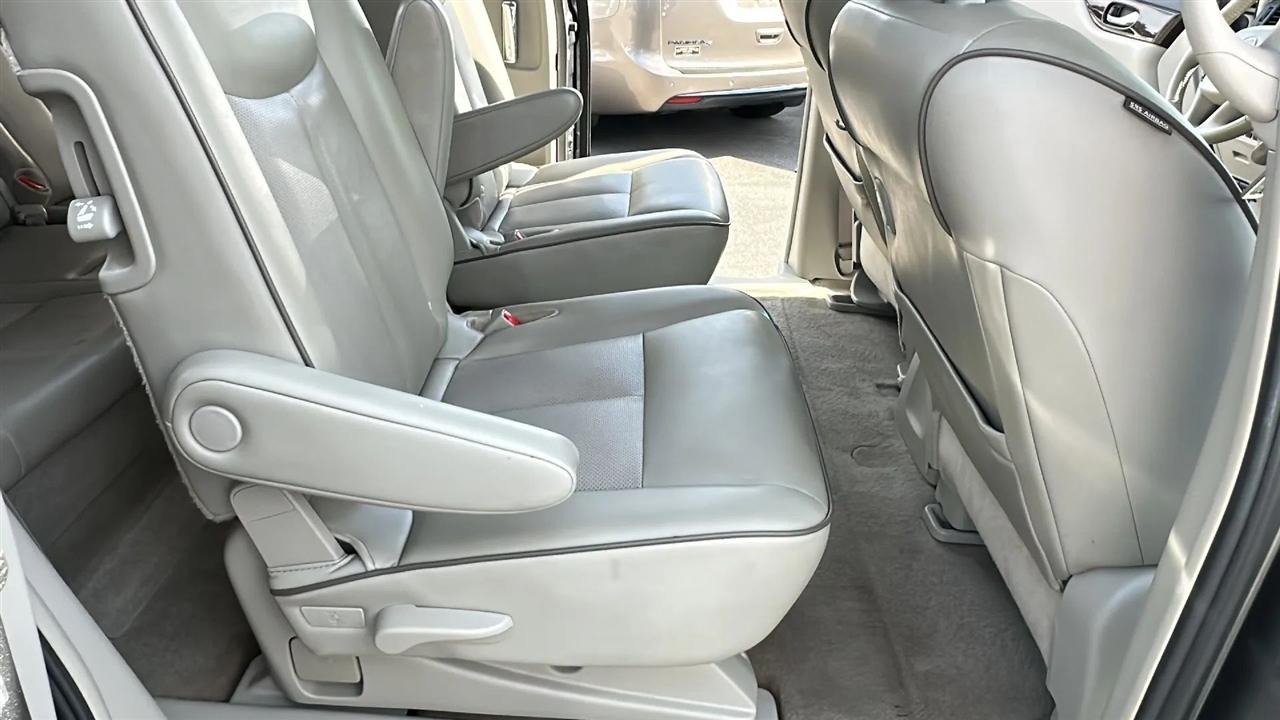 Nissan Quest  2016