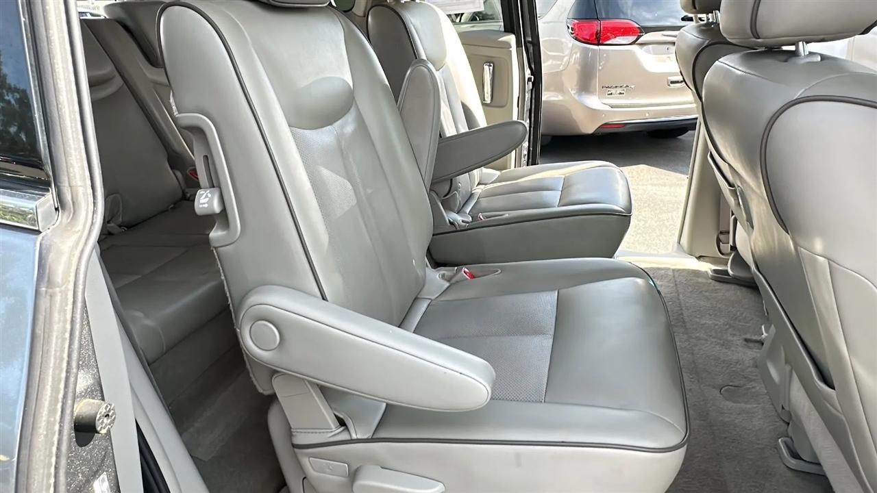 Nissan Quest  2016