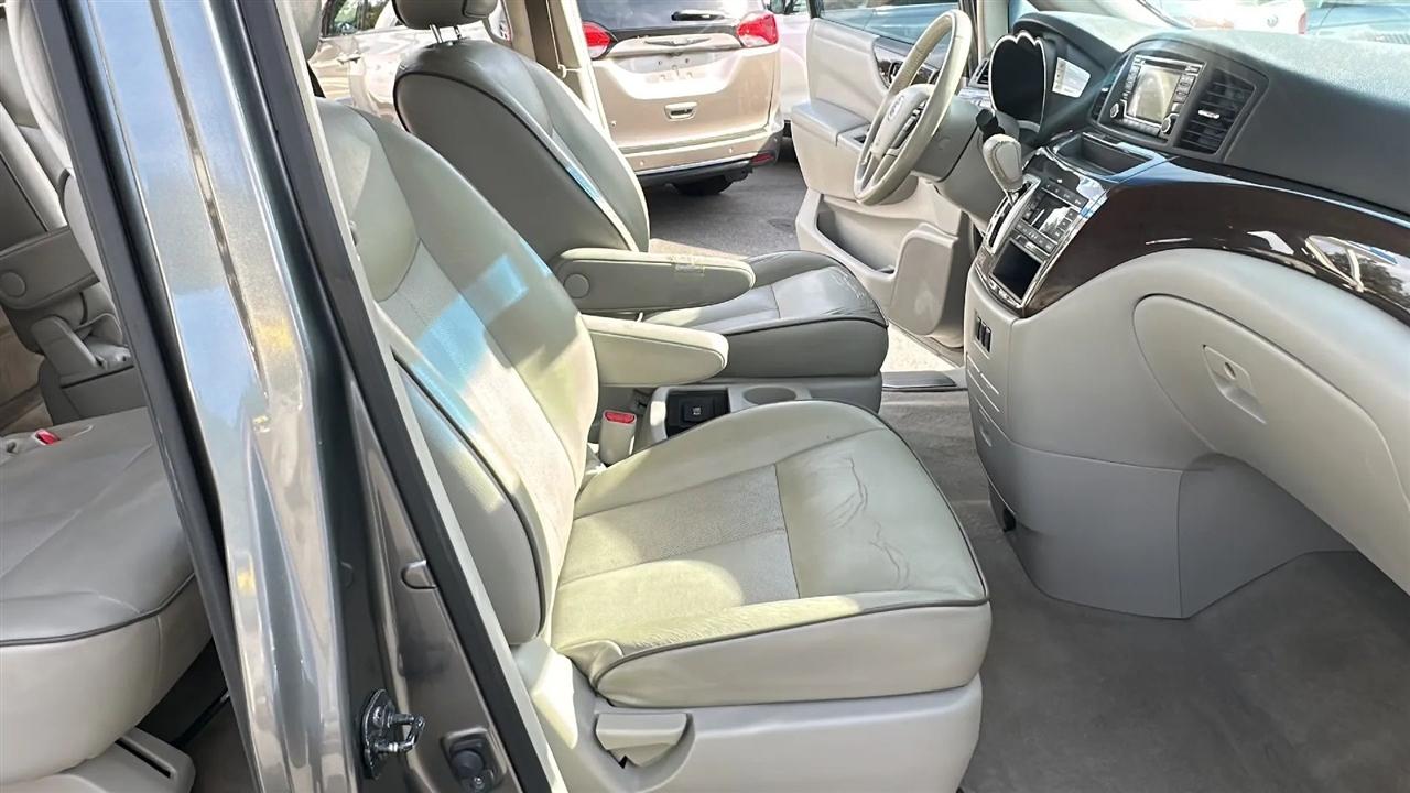Nissan Quest  2016