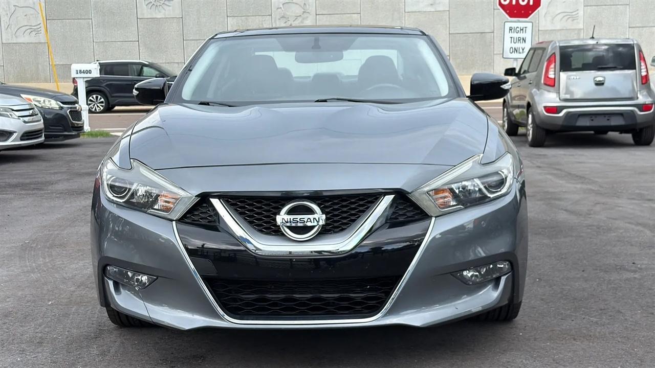 Nissan Maxima  2018