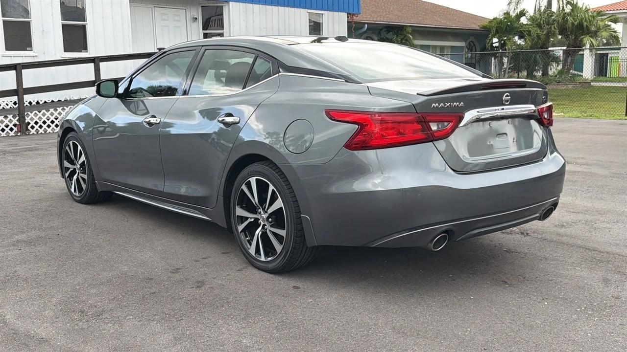 Nissan Maxima  2018