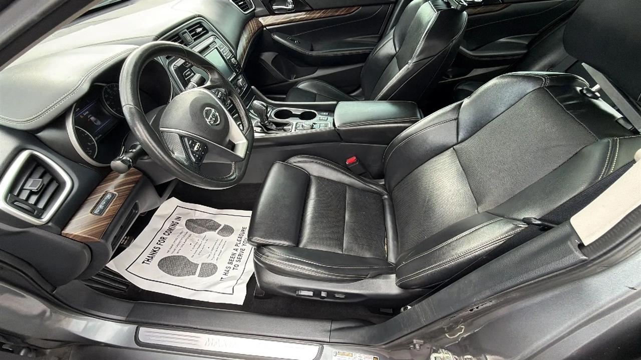 Nissan Maxima  2018