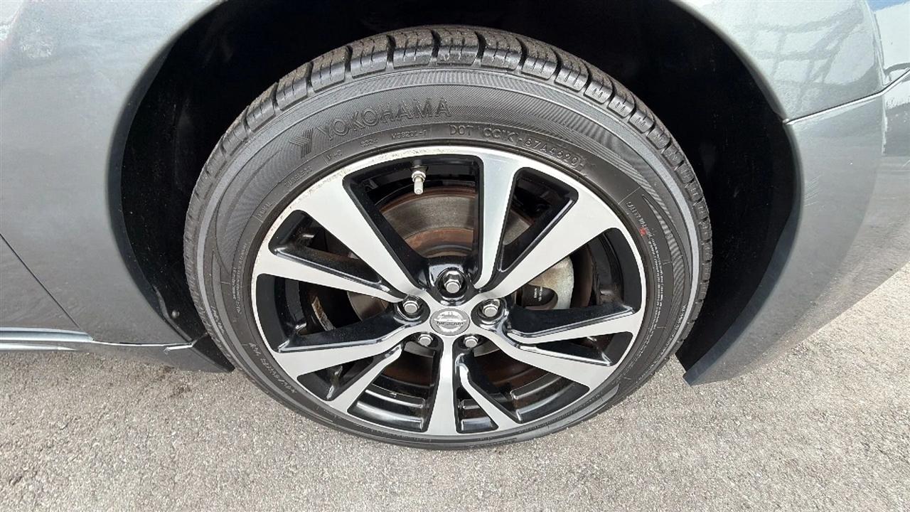 Nissan Maxima  2018