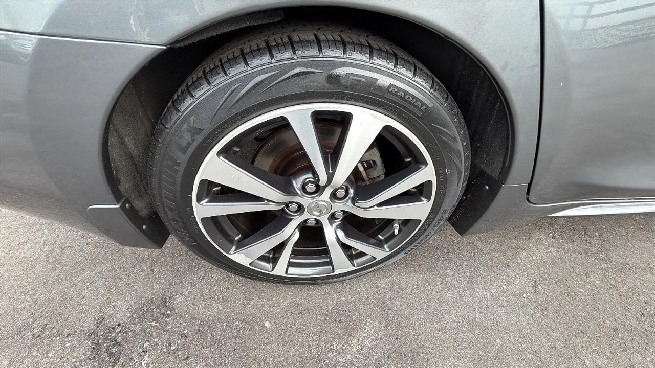 Nissan Maxima  2018