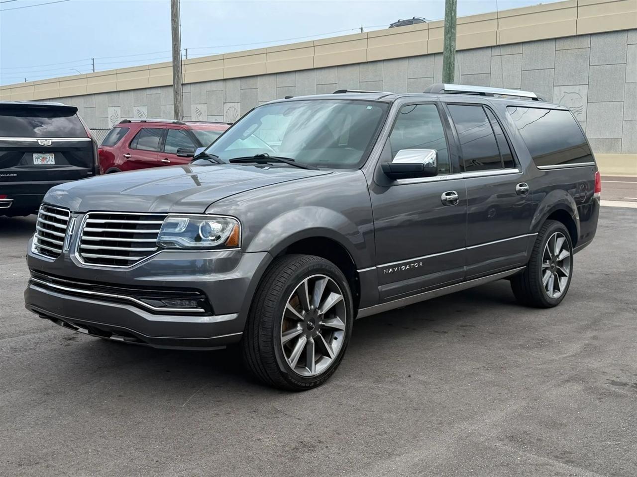 Lincoln Navigator L  2016