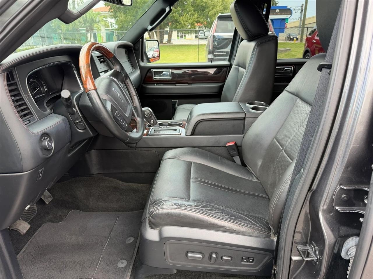 Lincoln Navigator L  2016