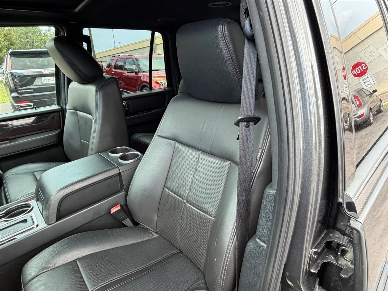 Lincoln Navigator L  2016