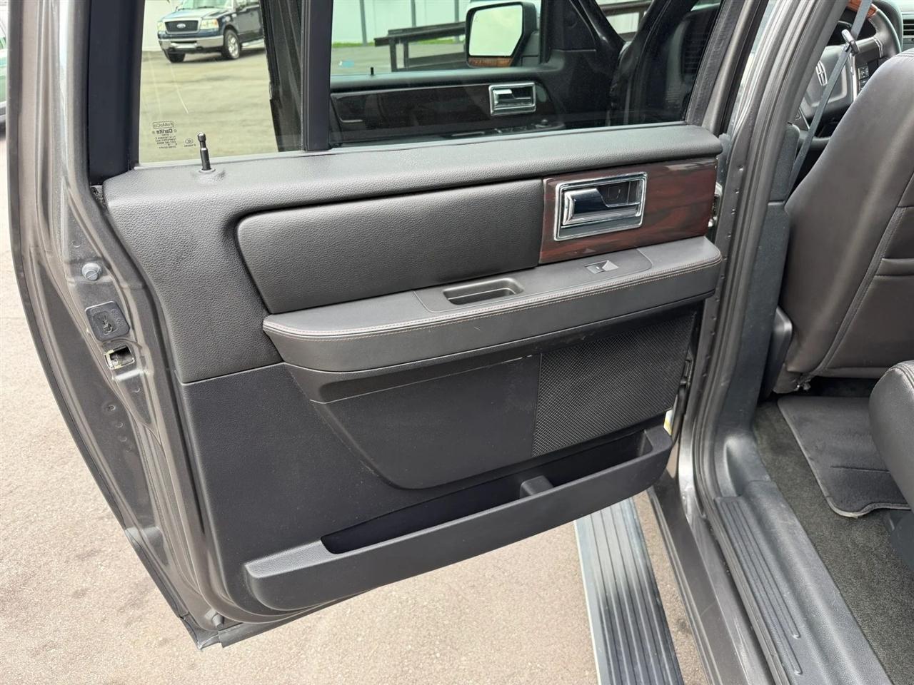 Lincoln Navigator L  2016