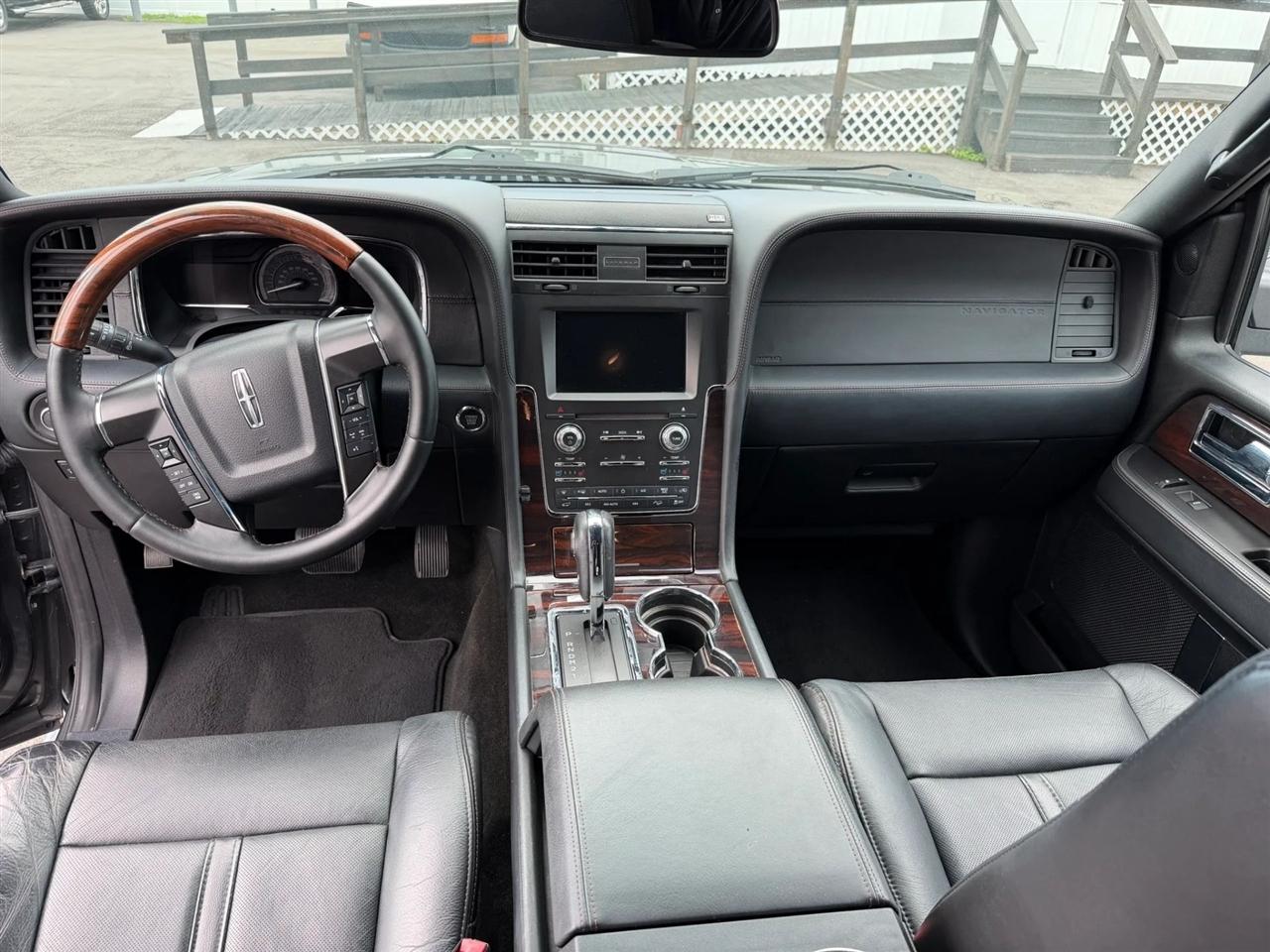 Lincoln Navigator L  2016