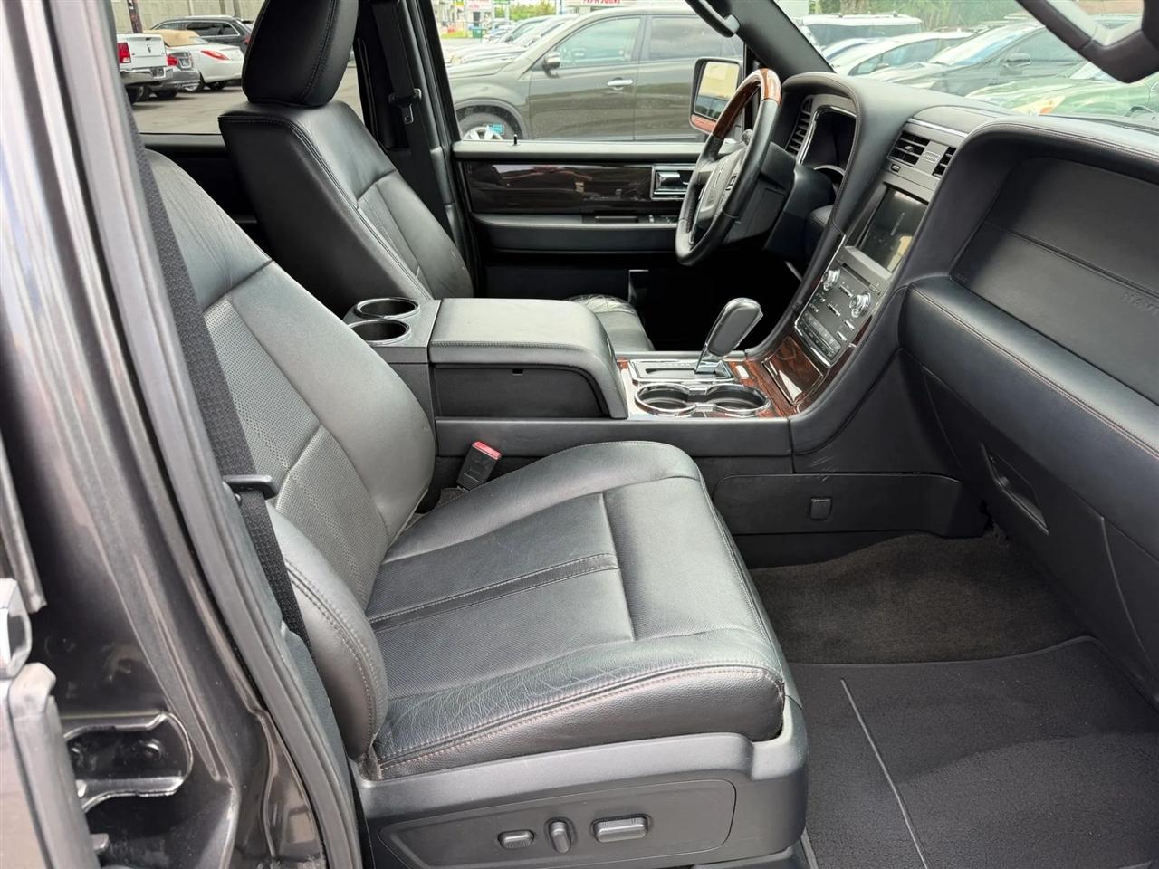 Lincoln Navigator L  2016