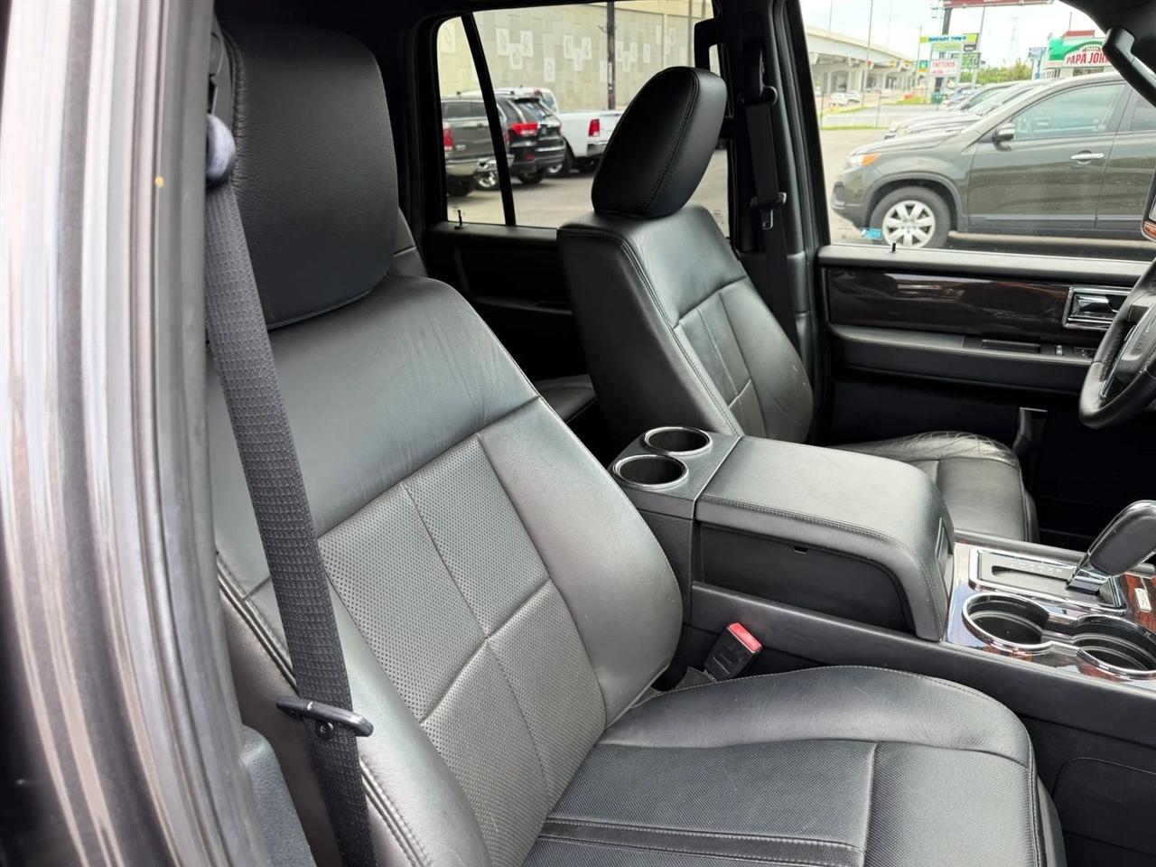 Lincoln Navigator L  2016