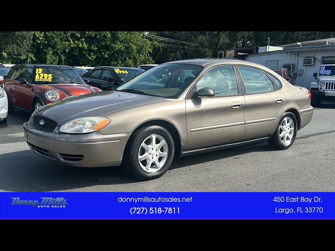 2006 Ford Taurus SEL Sedan 4D