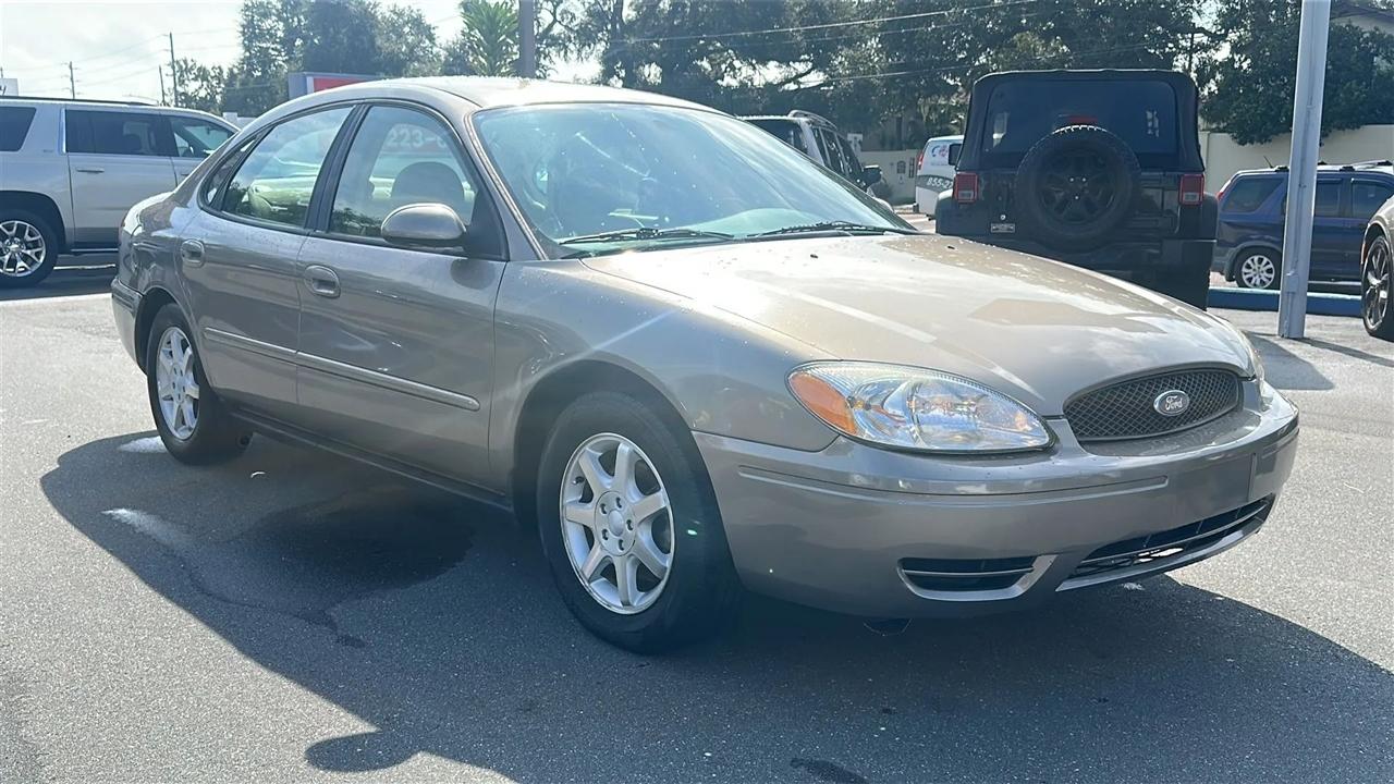 Ford Taurus  2006