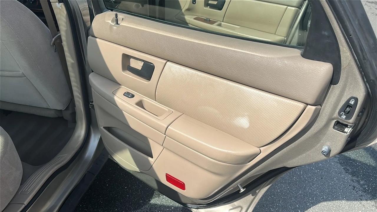 Ford Taurus  2006