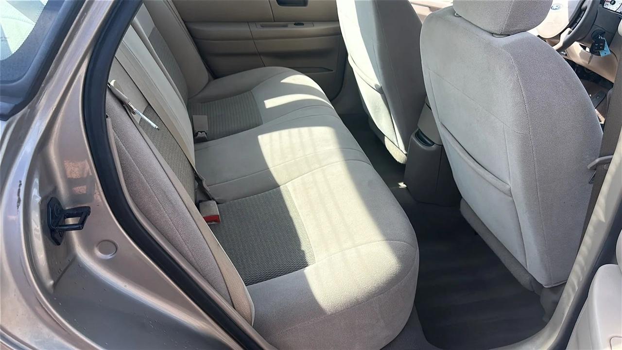 Ford Taurus  2006