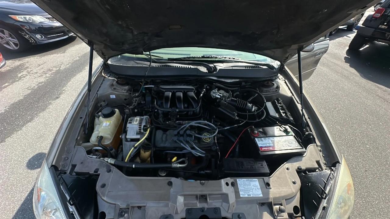 Ford Taurus  2006