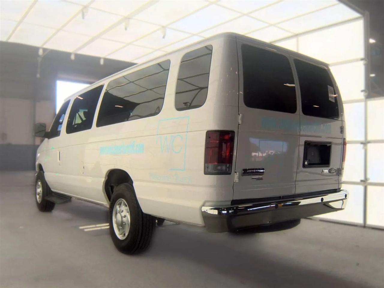 Ford Econoline Wagon  2013