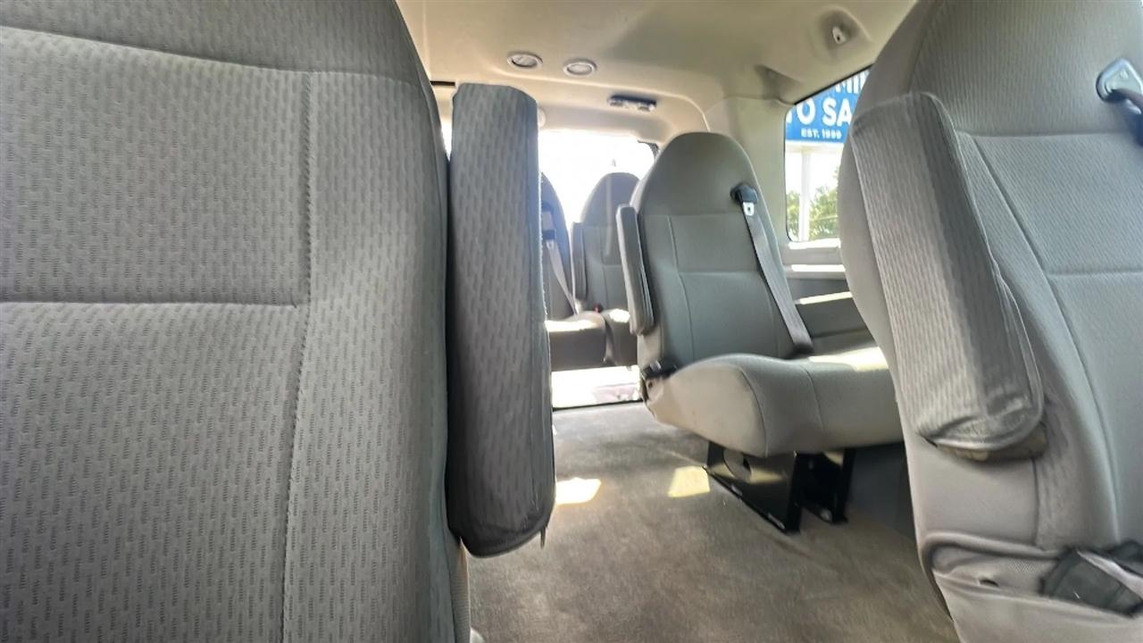 Ford Econoline Wagon  2013