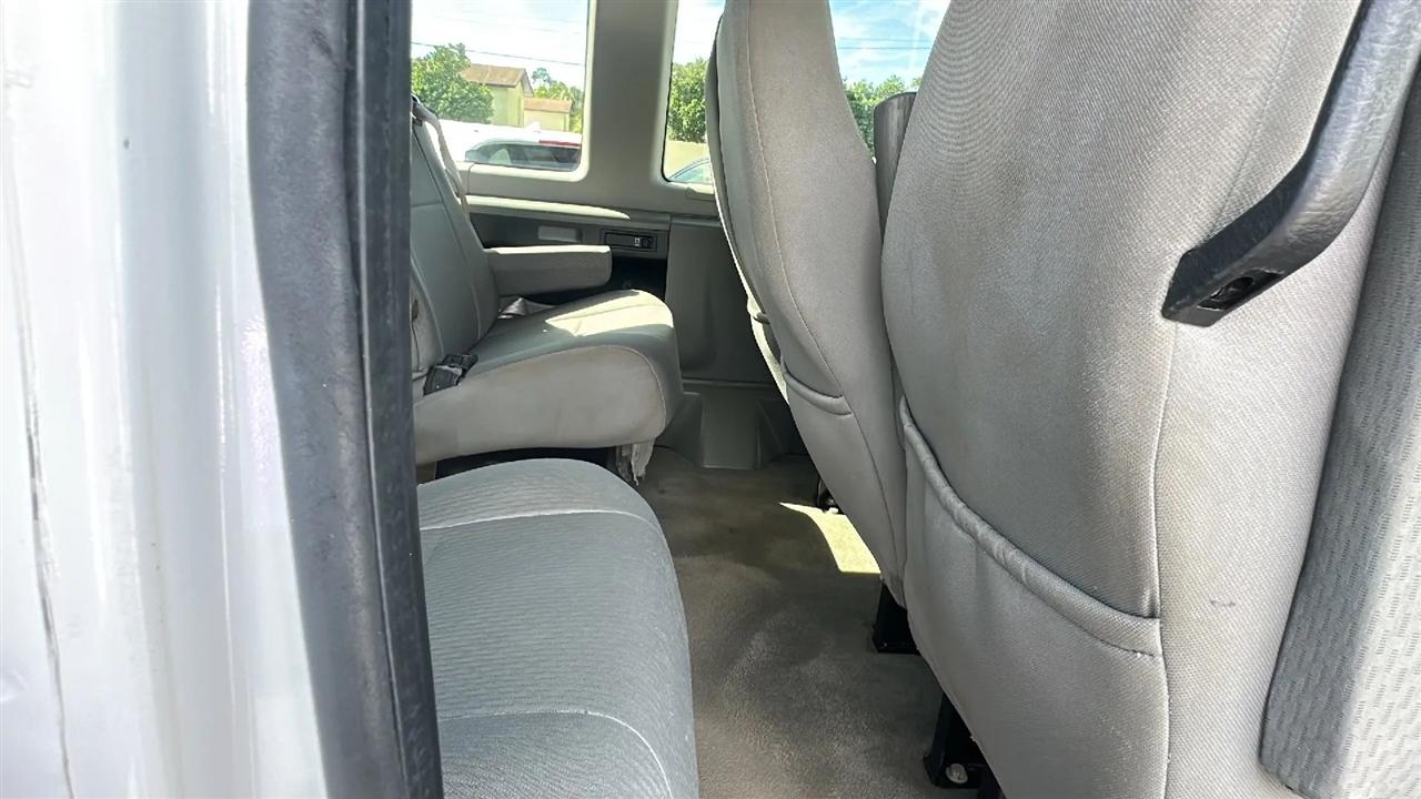 Ford Econoline Wagon  2013