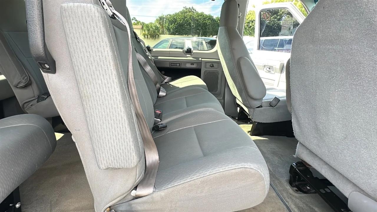 Ford Econoline Wagon  2013