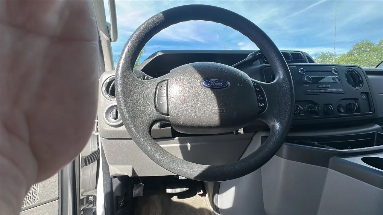 Ford Econoline Wagon  2013