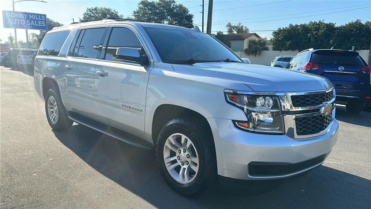 Chevrolet Suburban  2020