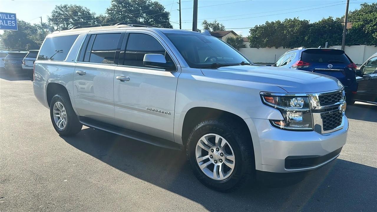 Chevrolet Suburban  2020