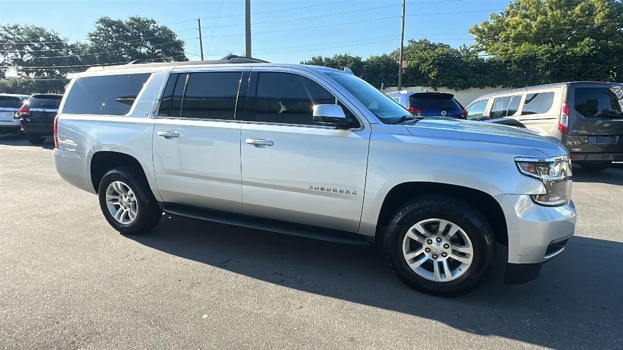 Chevrolet Suburban  2020
