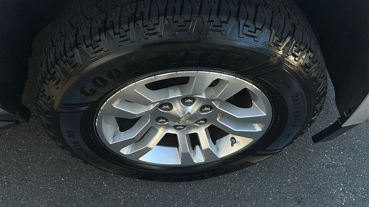 Chevrolet Suburban  2020